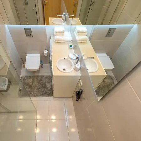 Butas Deluxe River View By Polo *